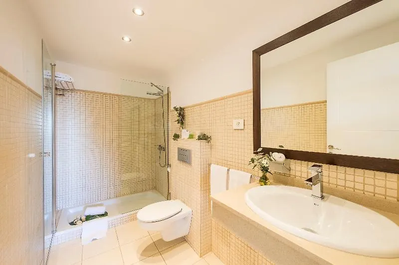 Ramada Residences By Wyndham Costa Adeje 3*, אדחה ספרד