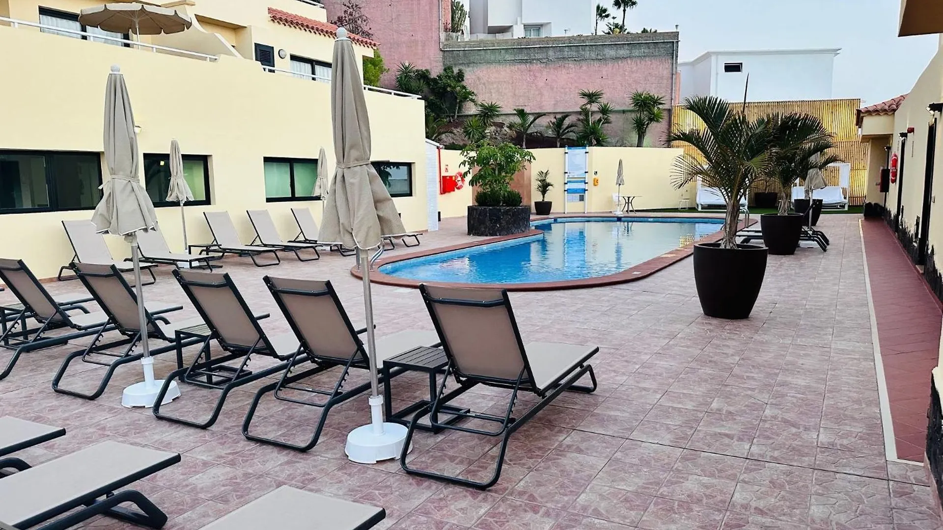 Apart-hotel Ramada Residences By Wyndham Costa Adeje