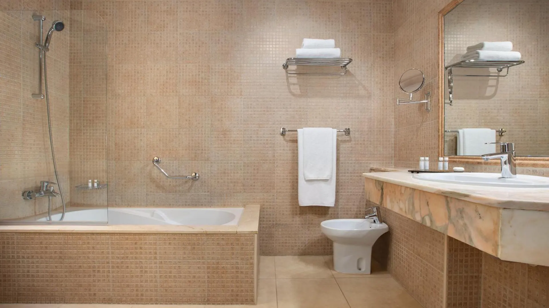 Ramada Residences By Wyndham Costa Adeje Aparthotel